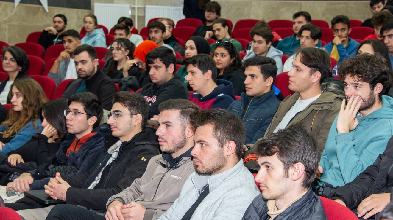 Selçuk Üniversitesinde savunma sanayinde görünmezlik konusu ve malzeme bilimi anlatıldı